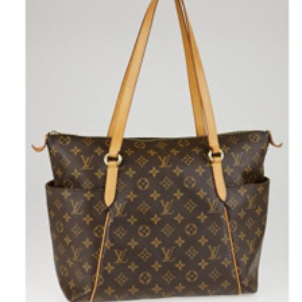 Louis Vuitton Totally MM Monogram bag